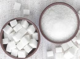 خبراء تغذية ينصحون بالابتعاد عن السكر الأبيض