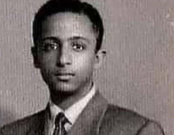 رئيس تنظيم التصحيح يعزي في وفاة فقيد الوطن الدكتور عبدالعزيز الدالي عضوالمكتب السياسي للحزب الأشتراكي اليمني