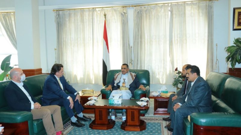 وزير النفط يلتقي الممثل المقيم للأمم المتحدة منسق الشئون الإنسانية