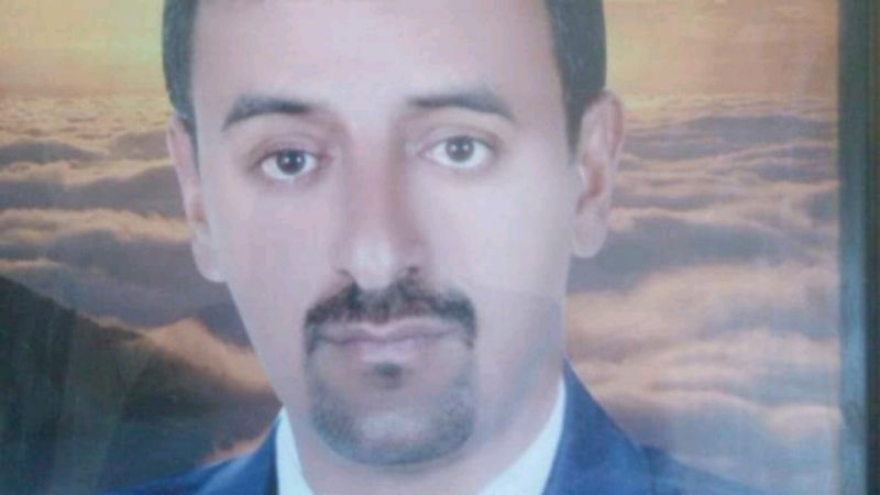 اللواء مجاهدالقهالي يعزي في وفاة فقيدالوطن المحامي بدر احمدالسميني عضوالمجلس الوطني للتصحيح