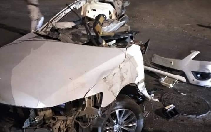 صنعاء.. حادث مروع في شارع الستين ..يقسم السيارة الى نصفين ..