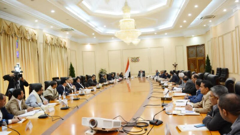 مجلس الوزراء يقر المصفوفة الحكومية لتنفيذ توجيهات قائد الثورة