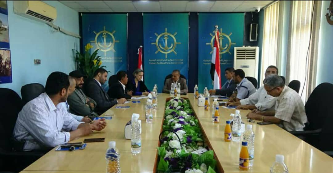 الدرة يناقش مع مديرة مكتب المبعوث الأممي الجوانب المتصلة بسير العمل في ميناء الحديدة