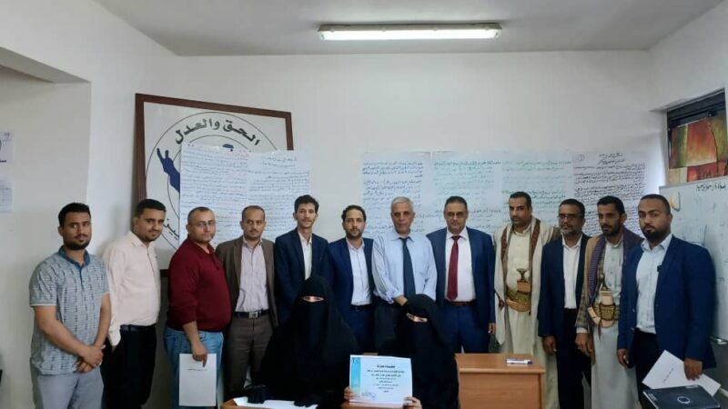 اختتام دورة تدريبية في ” فن صياغة العقود القانونية”