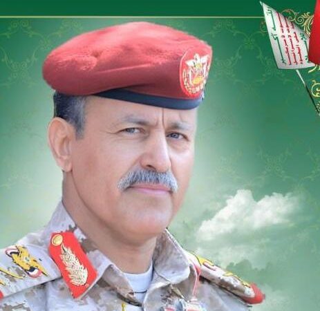 وزير الدفاع : اليمن على مر العصور كان مطمعاً للغزاة المستعمرين والطامعين