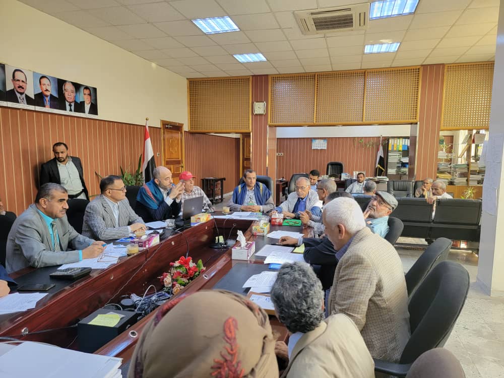 وزير الخدمة المدنية يرأس اجتماعآ لمناقشة الجهود المشتركة لخدمة المتقاعدين المدنيين