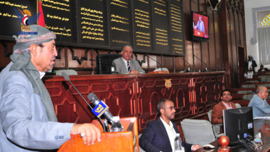 مجلس النواب يستمع إلى ردود وإيضاحات أمين العاصمة ومحافظ صنعاء