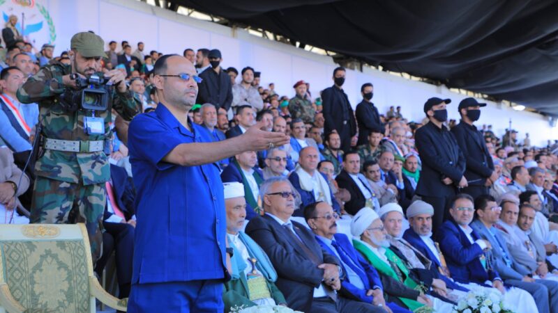 الرئيس المشاط يشهد العرض العسكري المهيب بمناسبة العيد التاسع لثورة ٢١ سبتمبر