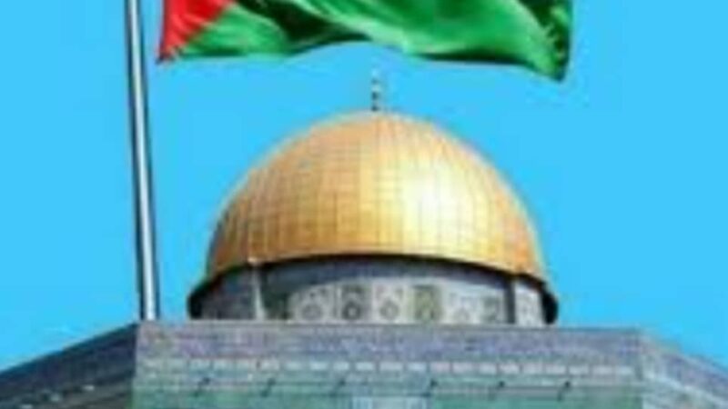 دعوات مقدسية للدفاع عن الأقصى الشريف من مسيرة صهيونية لتدنيسه