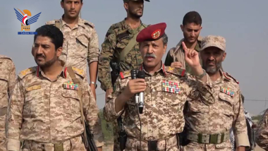 وزير الدفاع : جاهزون للردع والرد واليد الطولى في البحرين الأحمر والعربي هي لليمن