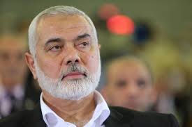 رئيس حركة حماس بعد استشهاء عدد من افراد اسرته يؤكد : دمائنا ليست اغلى من دماء ابناء الشعب الفلسطيني