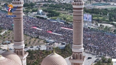 خروج مليوني بالعاصمة صنعاء نصرة لفلسطين وتأكيداً على النفير في مواجهة العدوان الأمريكي البريطاني