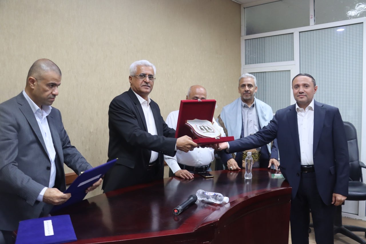وزير العدل يلتقي بنقيب المحامين ويشيد بجهود اللجنة التنسيقية المشتركة وبالمبادرات التي يقدمها المحامون للمعسرين