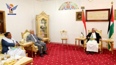 رئيس مجلس النواب يناقش مع رئيس مجلس الوزراء عددا من القضايا الوطنية