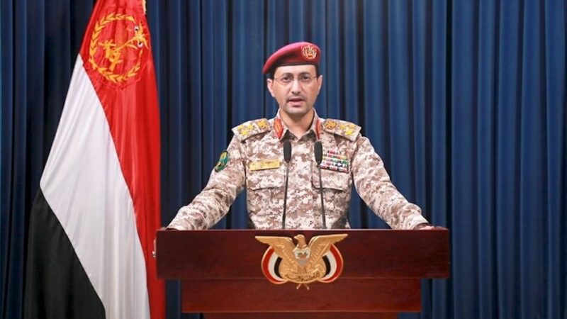 العميد سريع : تم استهداف قاعدةً عسكريةً إسرائيليةً شرقي يافا المحتلة