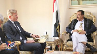 وزير الخارجية : صنعاء مع خيار السلام ولن تقف مكتوفة اليدين أمام تصعيد الأطراف الأخرى