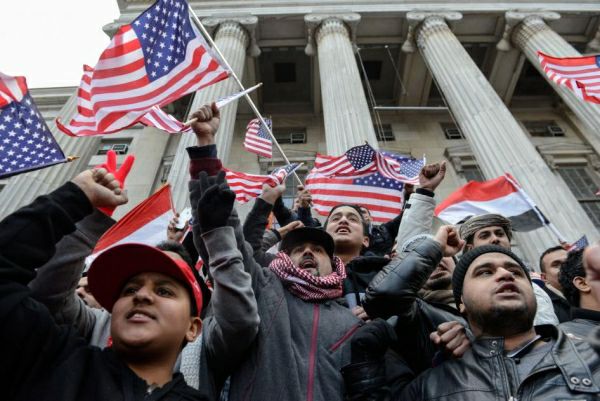 ترامب يقر ترحيل اكثر من 500 مهاجر يمني في امريكا