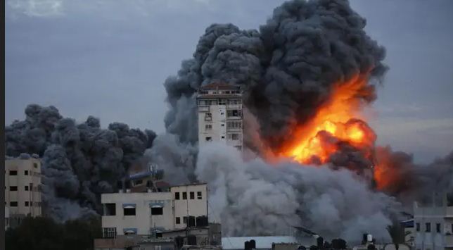 الاحتلال يكثف قصف غزة مع طلب أمريكا تسريع اقتحام المدينة المكتظة