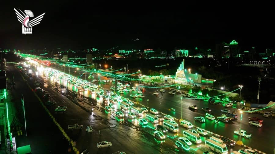 مسيرة ضوئية للسيارات بالعاصمة صنعاء احتفاءً بقدوم ذكرى مولد النور