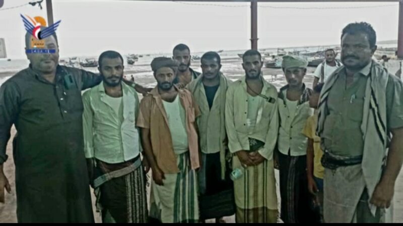 عودة ستة صيادين إلى الصليف بعد أربعة أشهر من الاختطاف في سجون العدوان السعودي