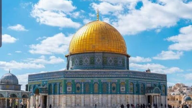 حماس: دعوات اقتحام الأقصى تصعيد خطير