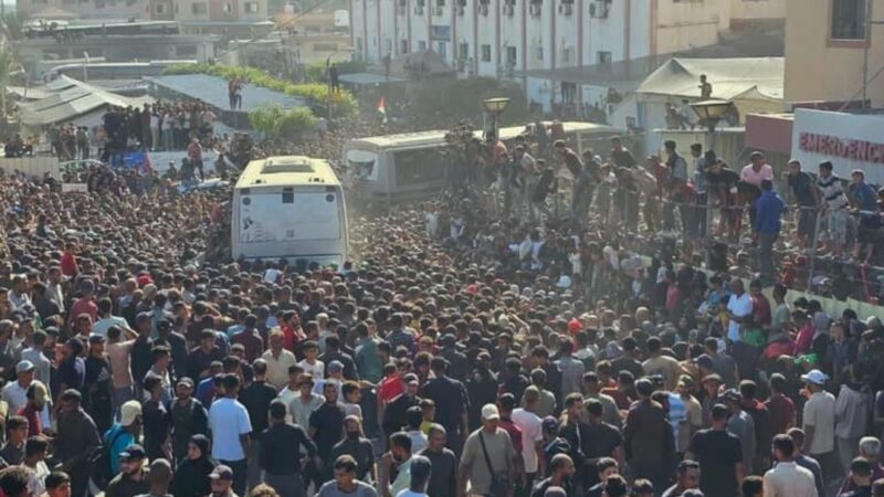 إطلاق نحو 2000 أسير فلسطيني في أكبر صفقة تبادل للأسرى بين المقاومة والعدو الاسرائيلي