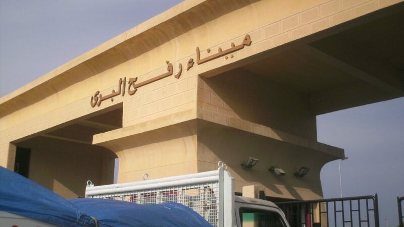 الاحتلال يقرر عدم فتح معبر رفح وتقليص المساعدات لغزة .. انتهاك جديد لاتفاق وقف الحرب