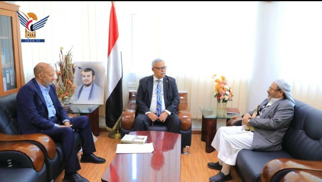 ابن حبتور يطلع على سير التحضير للمؤتمر الرابع “فلسطين قضية الأمة المركزية”