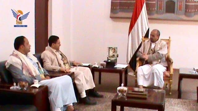 مناقشة آخر المستجدات المتعلقة بملف الأسرى