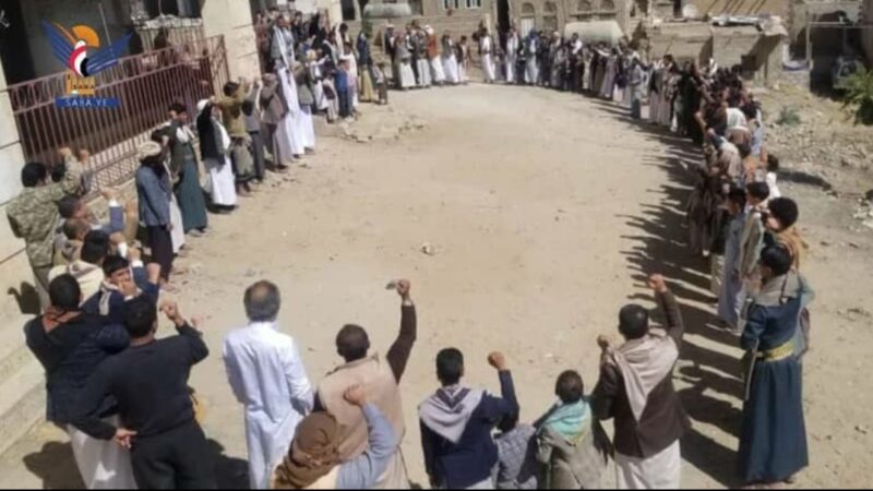 وقفات حاشدة بأمانة العاصمة تأكيدًا على استمرار التعبئة واستعدادًا للجولة القادمة