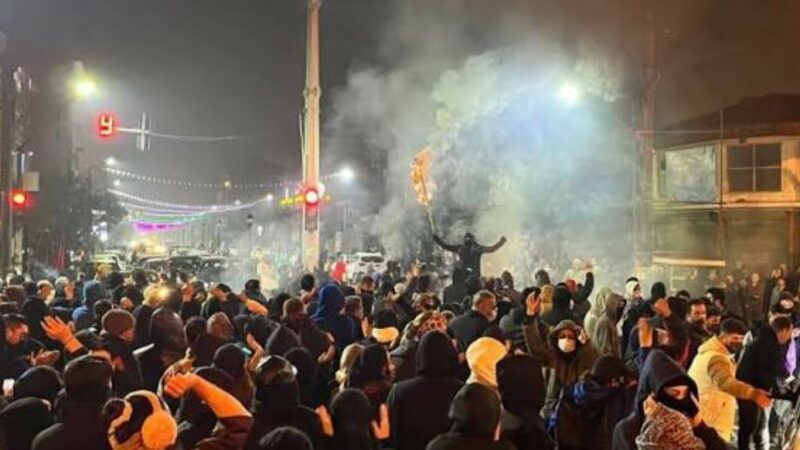 اعتقال نحو 200 من قادة أعمال الشغب في ايران