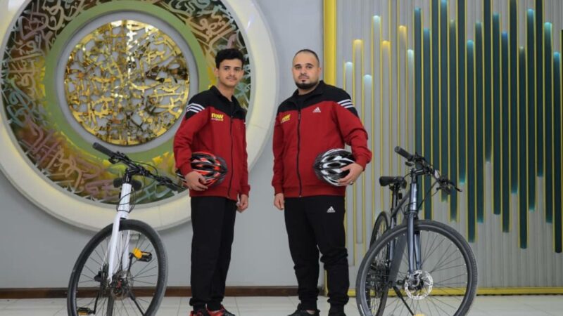 الشقيقان العنسي ينطلقان غدآ الأثنين برآ من صنعاء الى المكسيك لحضور مونديال كأس العالم 2026