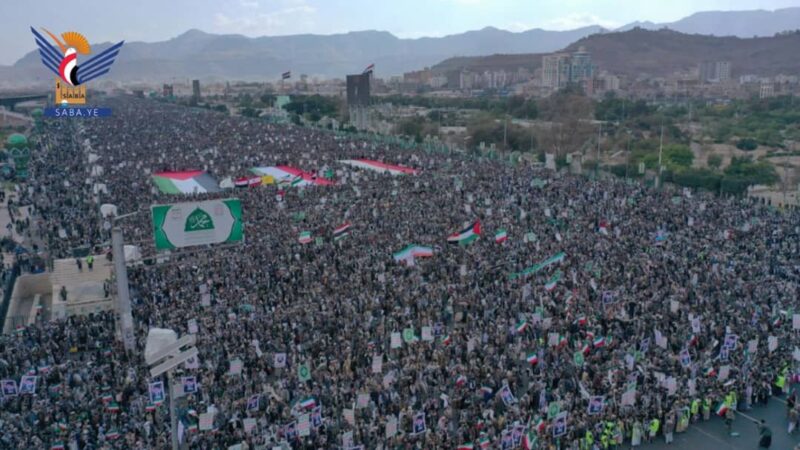 مسيرة كبرى بالعاصمة صنعاء تضامنًا مع الشعب الإيراني وإعلان للجهوزية الشاملة لأي تطورات