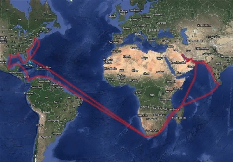 ايران تعلن توقيف سفينة يُشتبه في تعاونها مع الجيش الأمريكي