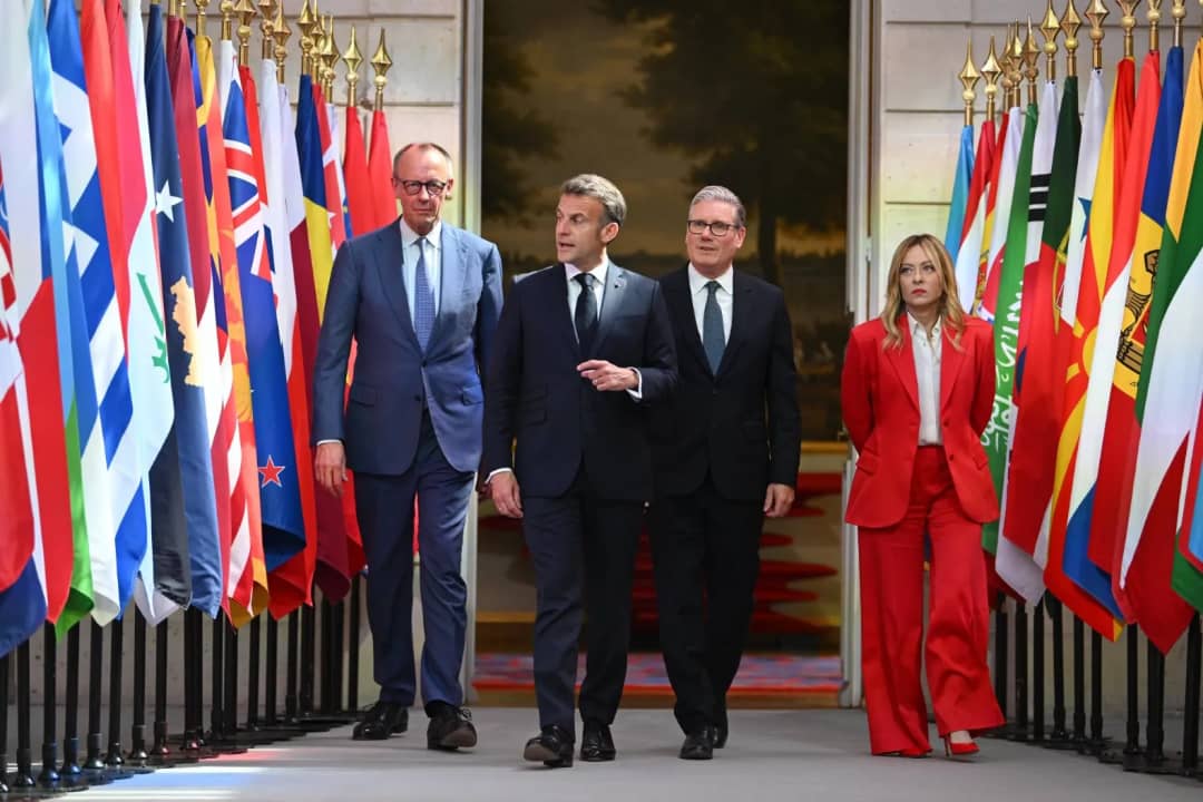 ترامب يقول : إسرائيل لن تقصف لبنان بعد الآن