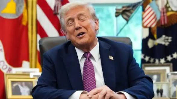 ترامب يعلن تمديد وقف إطلاق النار وايران تقول بأن التمديد محاولة لكسب الوقت