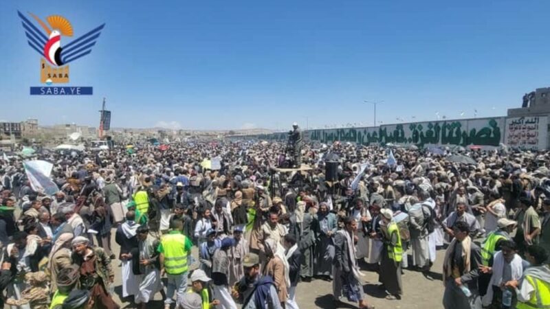 مهرجانات احتفالية حاشدة بالعاصمة صنعاء ابتهاجاً بيوم الولاية