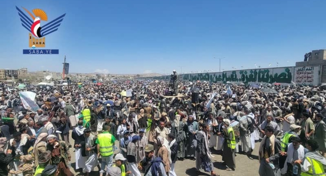 مهرجانات احتفالية حاشدة بالعاصمة صنعاء ابتهاجاً بيوم الولاية