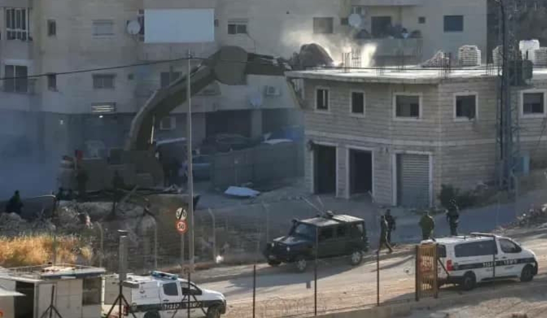 قيادي بحماس يدعو أهالي القدس للتصدي لجرائم العدو الإسرائيلي وإفشال مخططاته