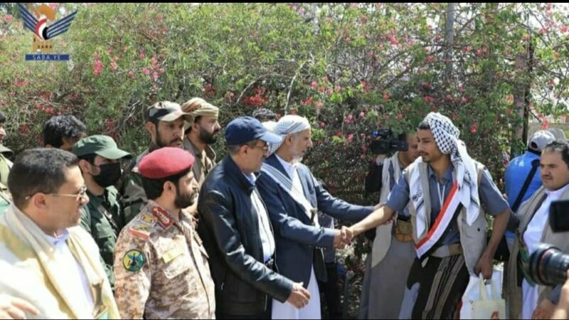مفتاح والرويشان والرزامي وعدد من الوزراء يستقبلون الأسرى المحررين من الساحل الغربي