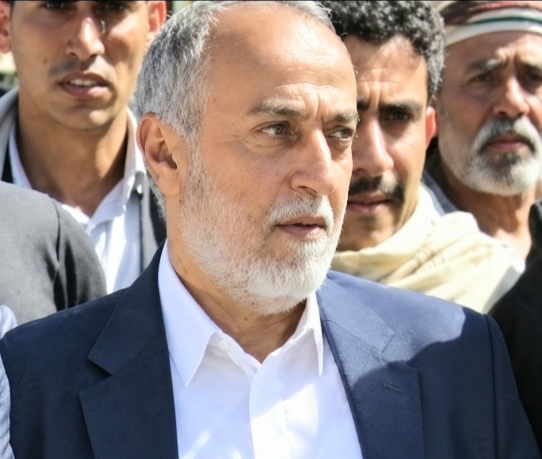 الشيخ محمد عبدالرحمن عثمان شيخ مشائخ تعز يناشد أبناء تعز حقن الدماء وتغليب صوت الحكمة والعقل
